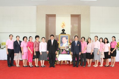 สถาบันเอเชียศึกษา เดินทางเข้าร่วมทูลเกล้าฯ ถวายแจกันดอกไม้ ลงนามถวายพระพร พระบาทสมเด็จพระเจ้าอยู่หัว ศาลาศิริราช 100 ปี โรงพยาบาลศิริราช