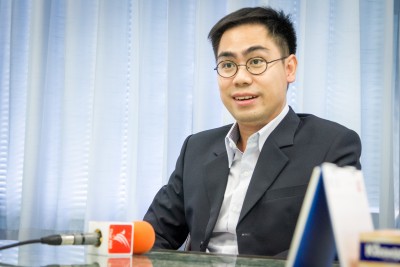  ณัฐพล ตันตระกูลทรัพย์ ให้สัมภาษณ์ ThaiPBS ออกรายการ เกาะติดเลือกตั้งเมียนมา ช่วงข่าวดึกThaiPBS